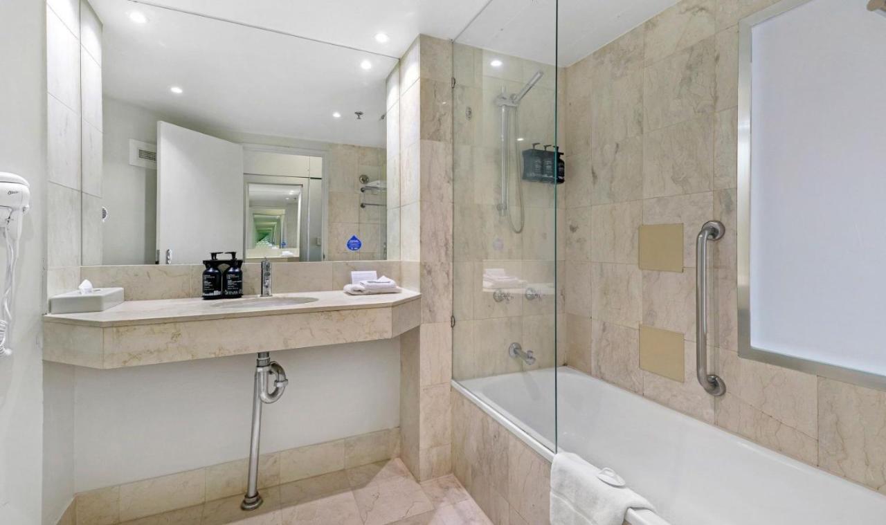 On 22 View Avenue, Surfers Paradise Apartment Gold Coast