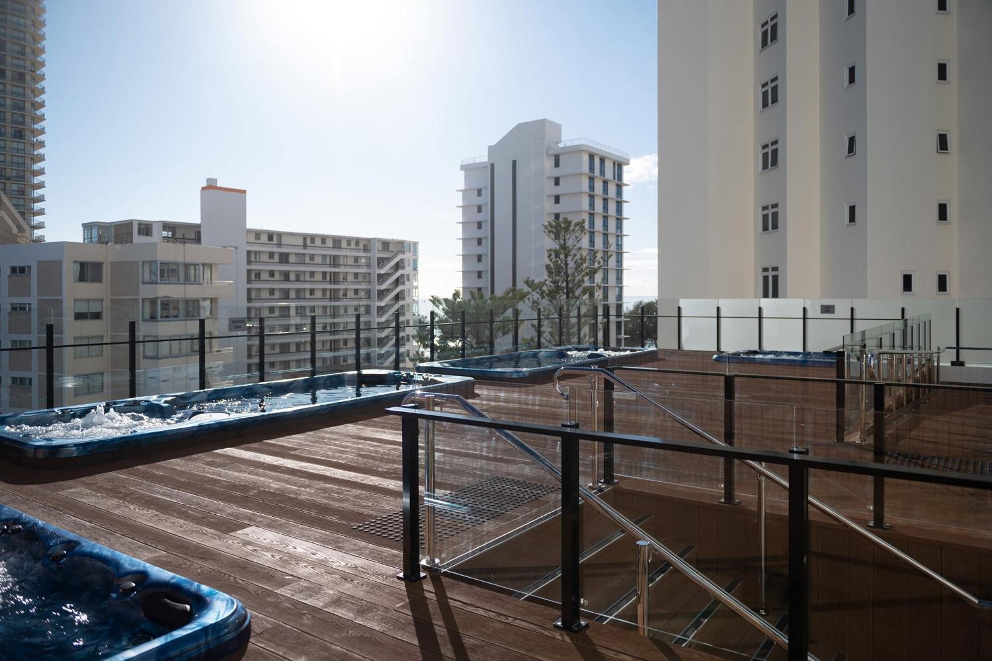 Apartment On 22 View Avenue, Surfers Paradise